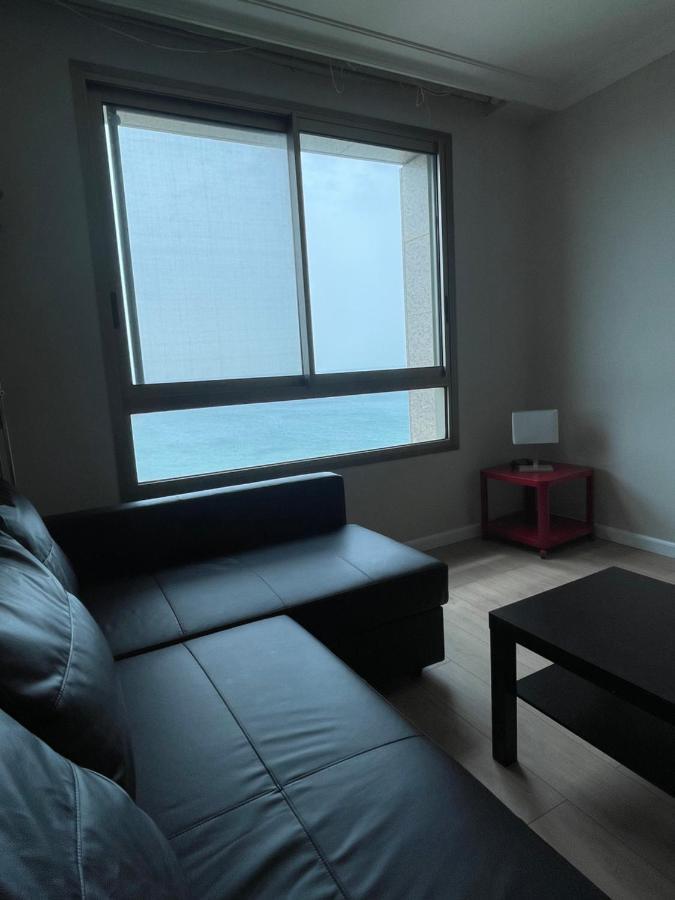 Almog Tower Aparthotel Haifa Ngoại thất bức ảnh