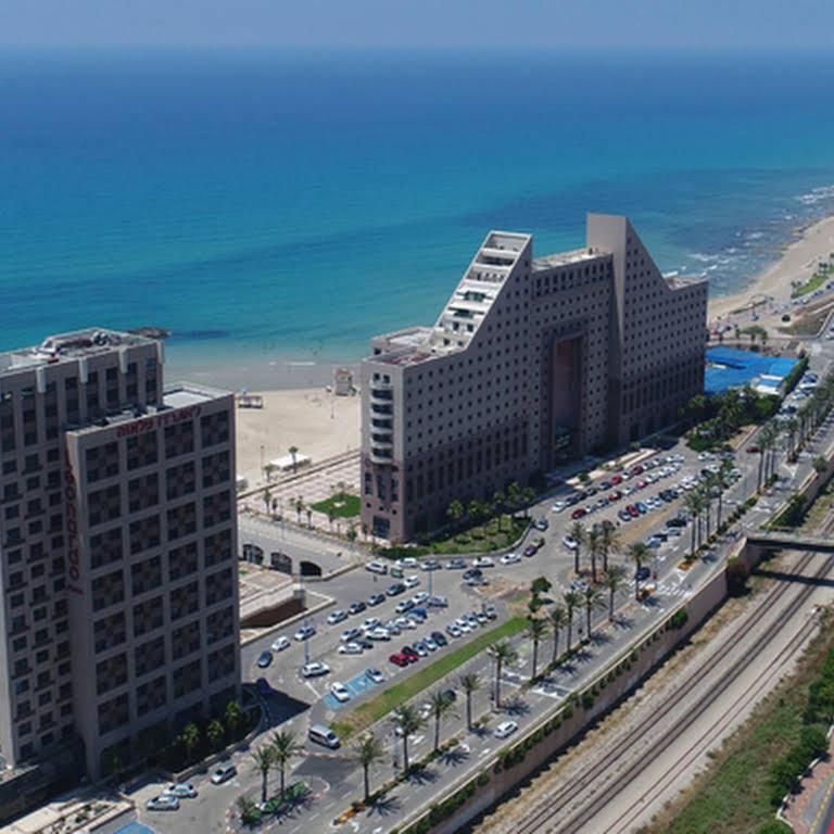 Almog Tower Aparthotel Haifa Ngoại thất bức ảnh