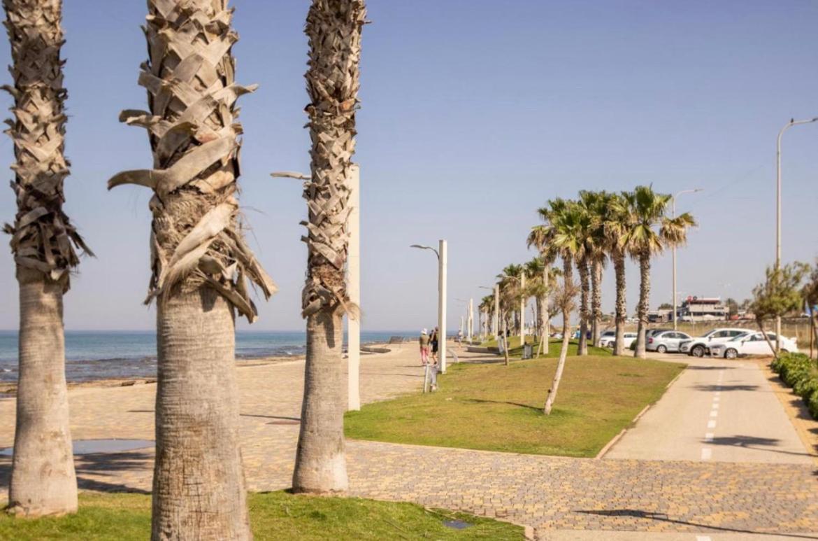 Almog Tower Aparthotel Haifa Ngoại thất bức ảnh