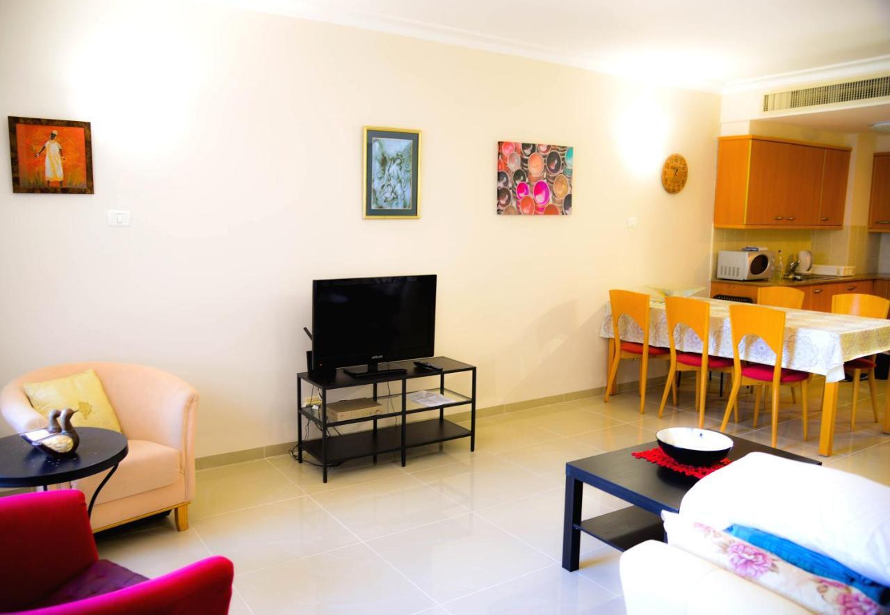 Almog Tower Aparthotel Haifa Ngoại thất bức ảnh